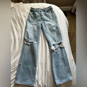 Abercrombie & Fitch Curve Love 90s Relaxed High Rise Jean